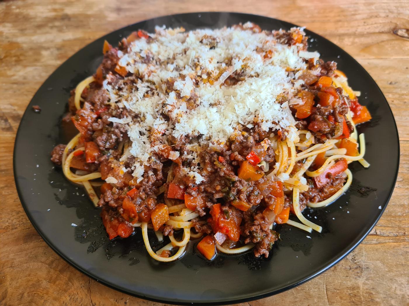 Recipe of Pasta Bolo Red Red Wine by maestrorahl