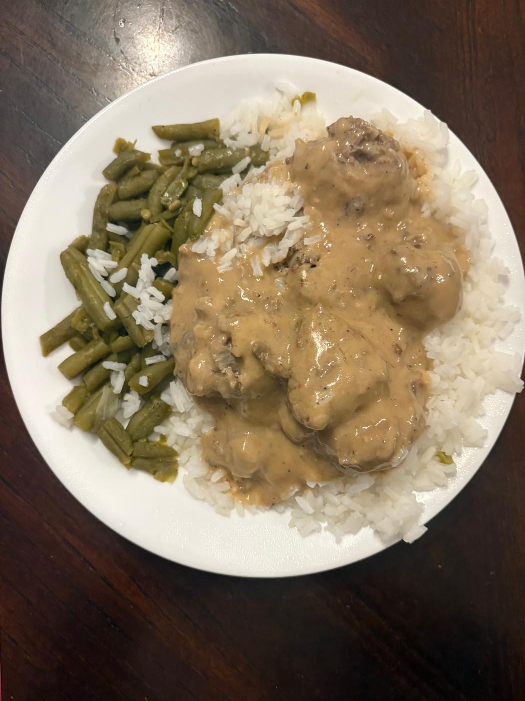 Recipe of Meatballs w/mushroom gravy by Pauline's Family Recipe Book
