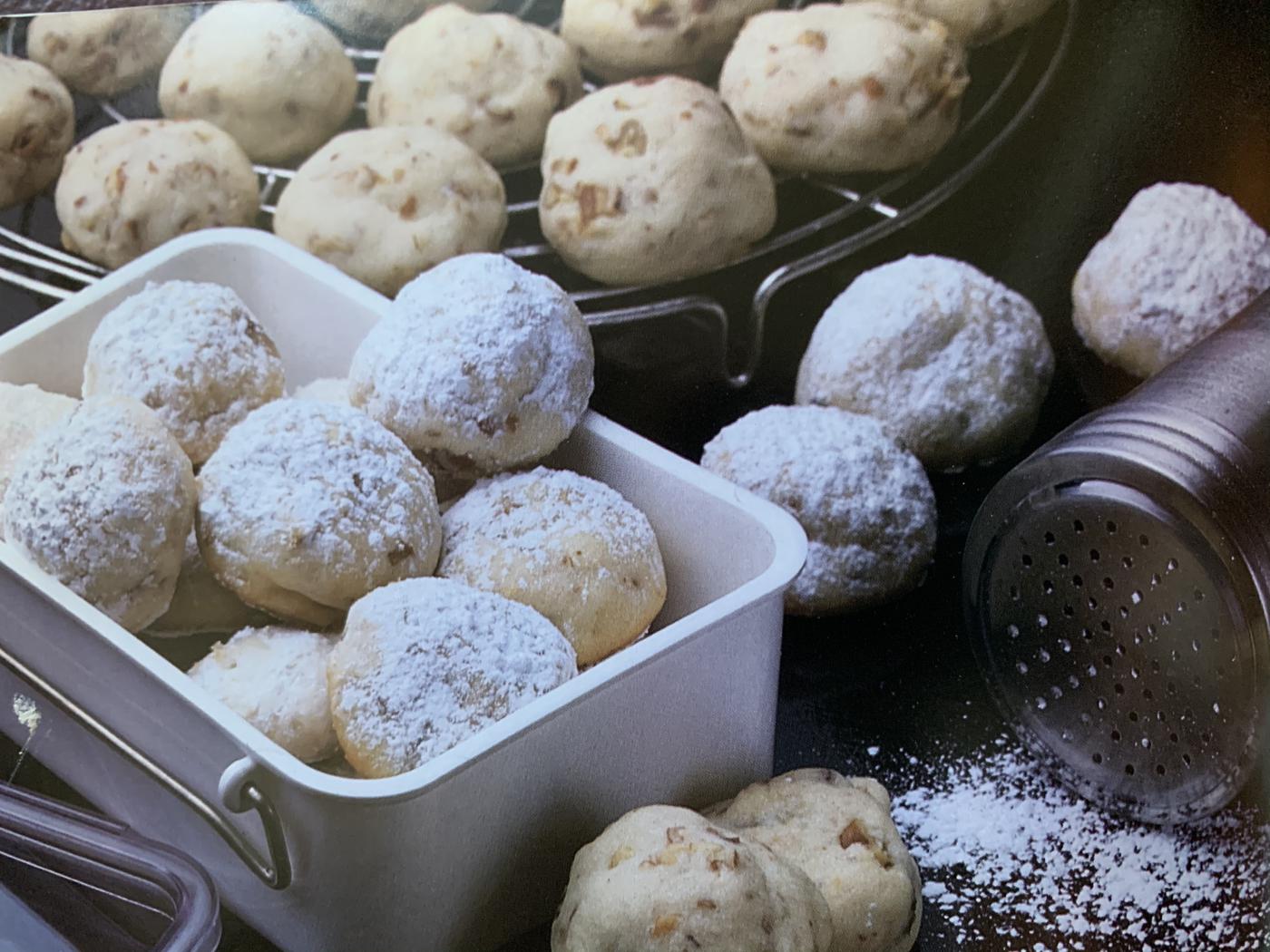 Recipe of Heather’s Frango mint surprise cookies Tridelt by hlm0903
